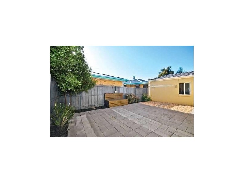 4/70 Community Hub, Sydenham VIC 3037