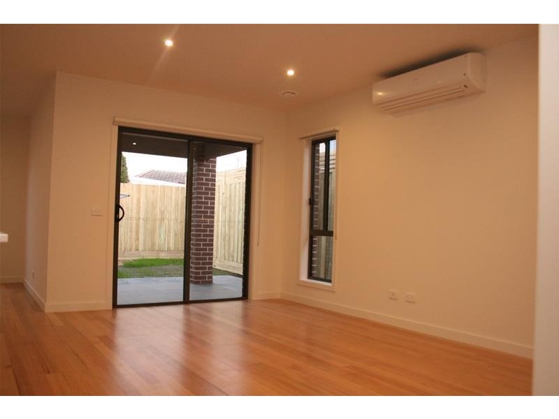 35A Wingara Avenue, Keilor East VIC 3033