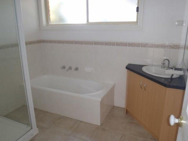 33A Pecks Road, Sydenham VIC 3037