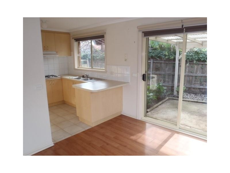 2/25 Minerva Crescent, Keilor Downs VIC 3038