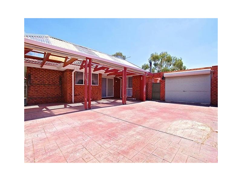 38 Chris Court, Hillside VIC 3037
