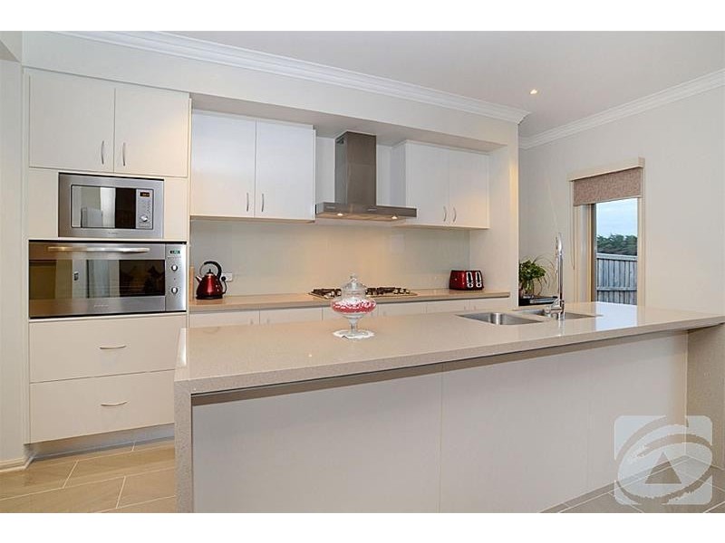 14 Aubisque Close, Plumpton VIC 3335