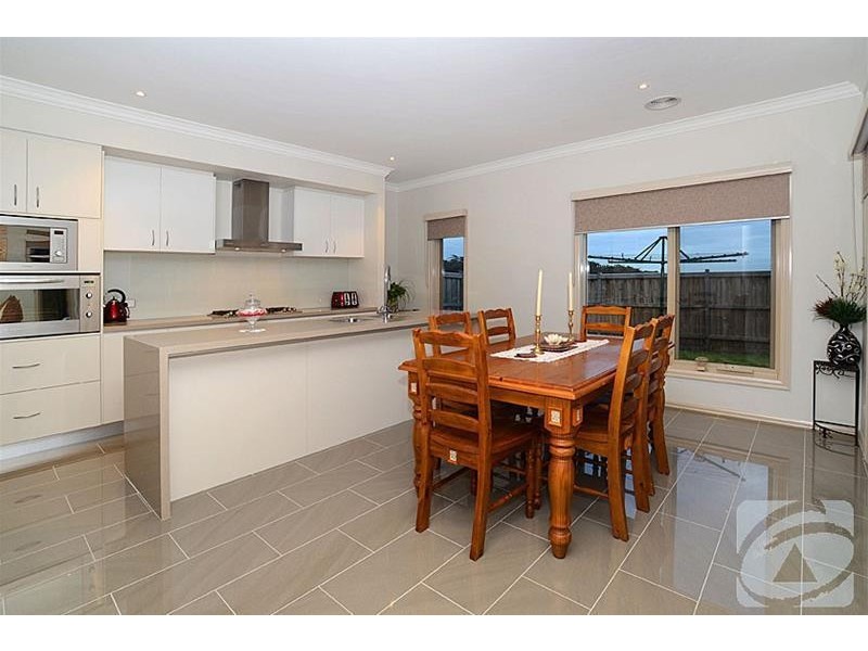 14 Aubisque Close, Plumpton VIC 3335