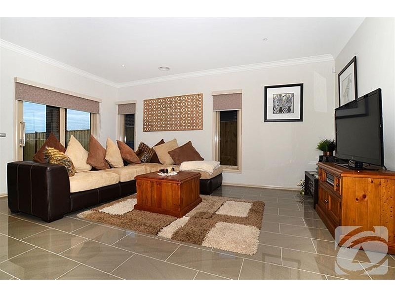 14 Aubisque Close, Plumpton VIC 3335