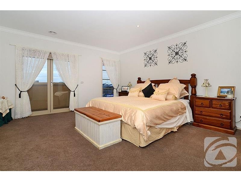 14 Aubisque Close, Plumpton VIC 3335