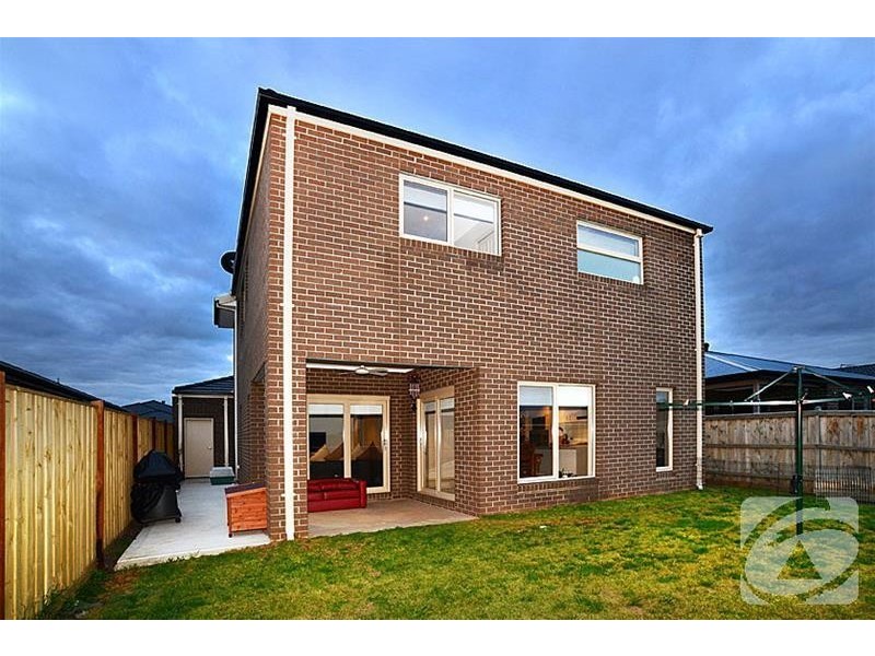 14 Aubisque Close, Plumpton VIC 3335