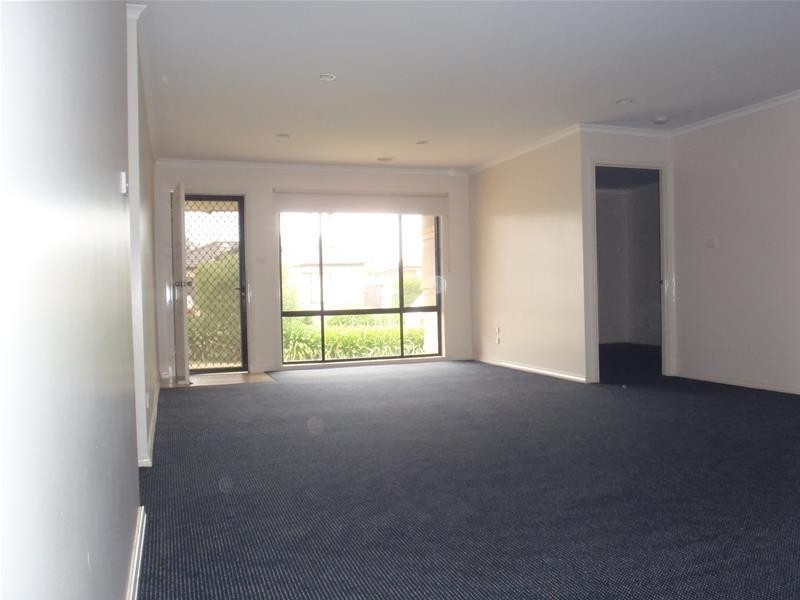 42 Mathisen Terrace, Hillside VIC 3037