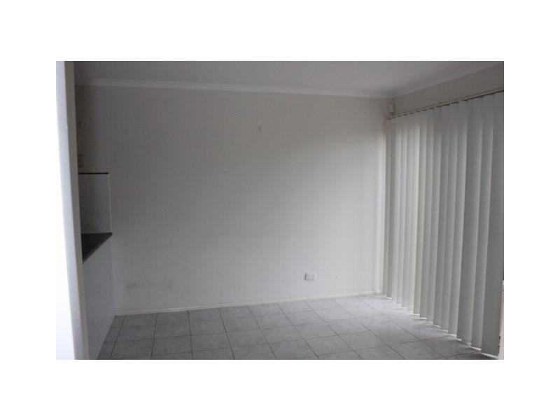 2/57 Jade Way, Hillside VIC 3037