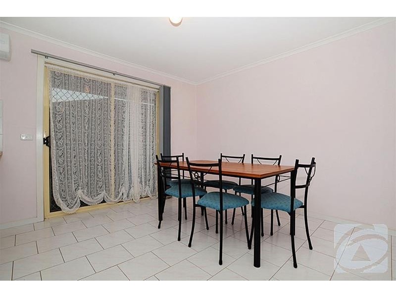 17 Meade Way, Sydenham VIC 3037