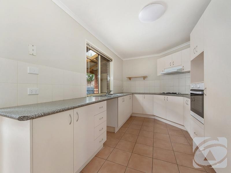 13 Berthon Crescent, Hillside VIC 3037