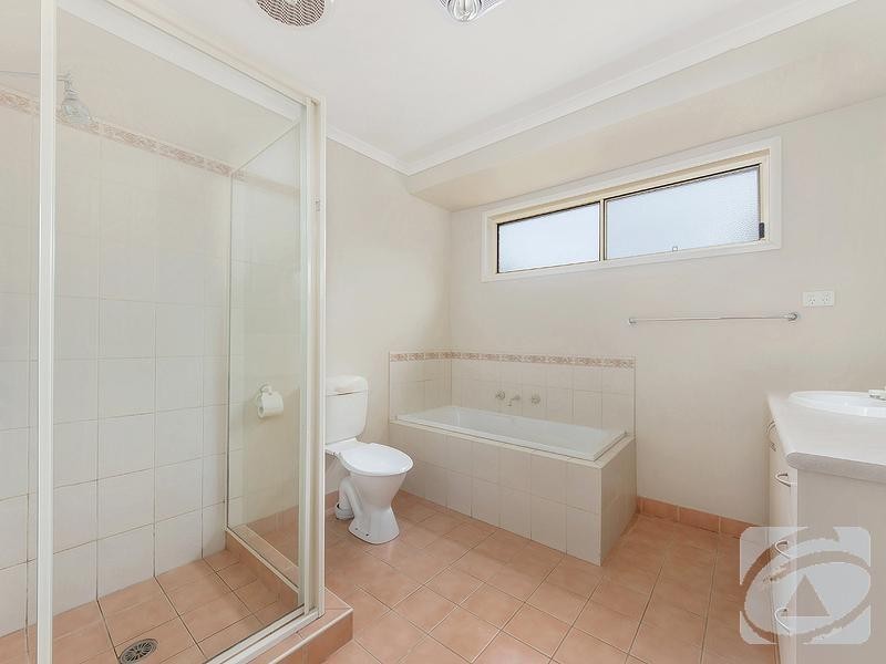 13 Berthon Crescent, Hillside VIC 3037