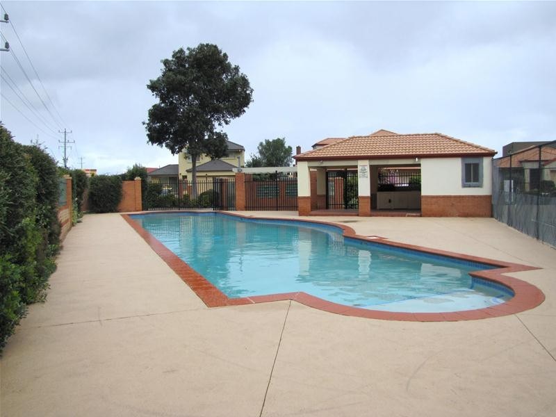 58/322 Sydenham Road, Sydenham VIC 3037