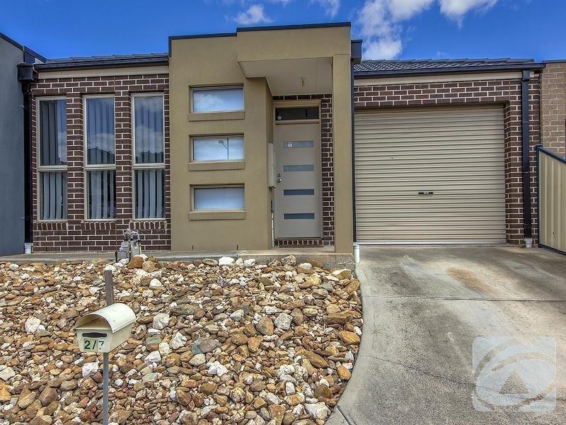 2/7 Katrina Drive, Burnside Heights VIC 3023