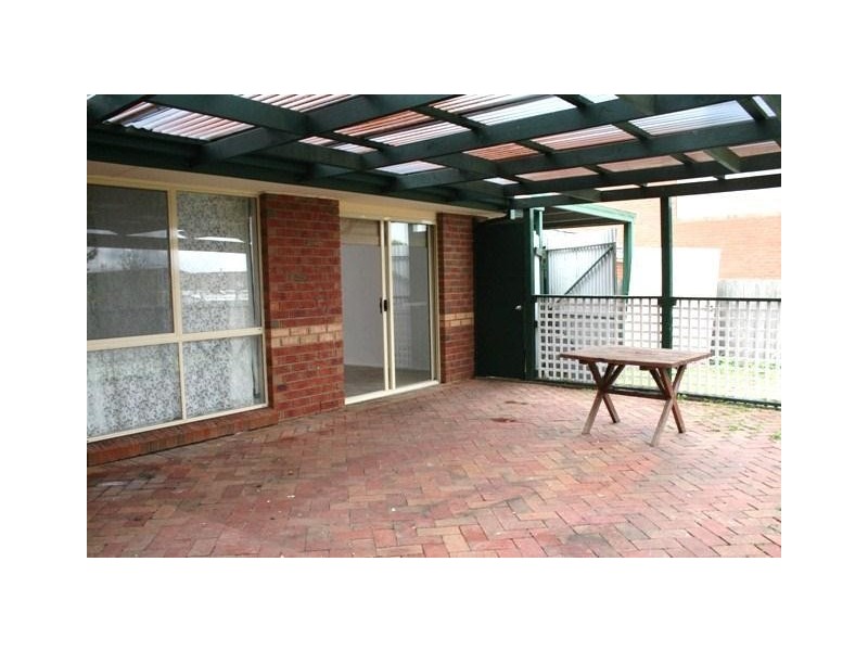 55 Boberrit Wynd, Sydenham VIC 3037