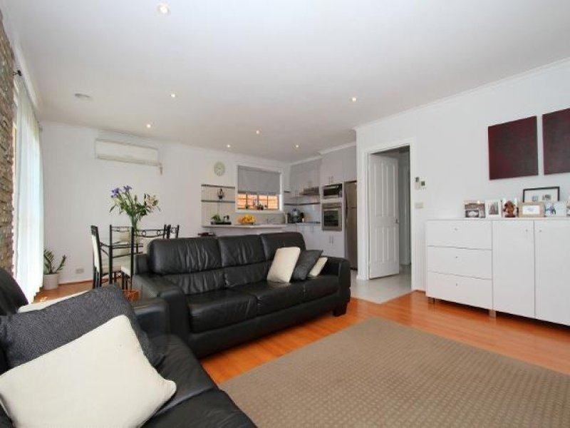 1/67 Lady Nelson Way, Keilor Downs VIC 3038