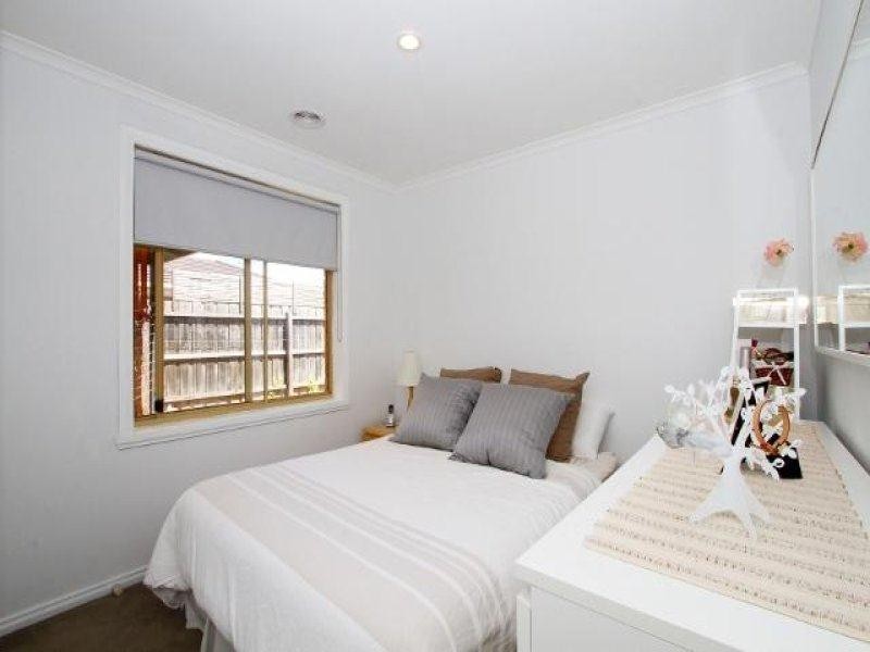 1/67 Lady Nelson Way, Keilor Downs VIC 3038