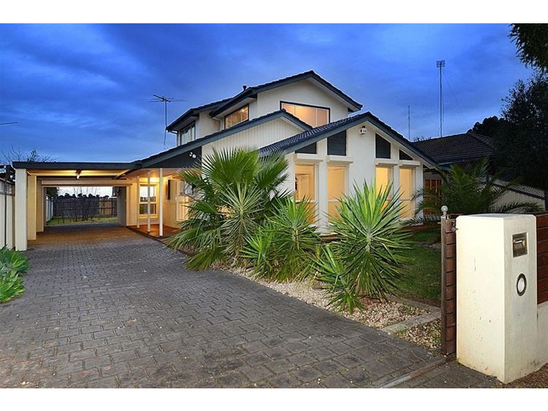 51 Carbine Way, Keilor Downs VIC 3038