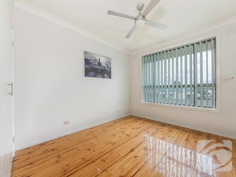 8 Vineyard Road, Sunbury VIC 3429