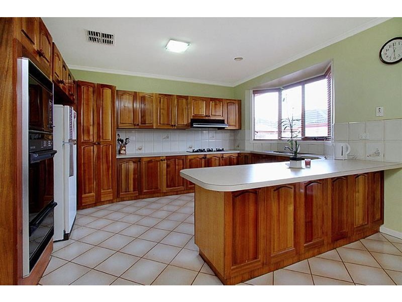 42 Buckingham Street, Sydenham VIC 3037