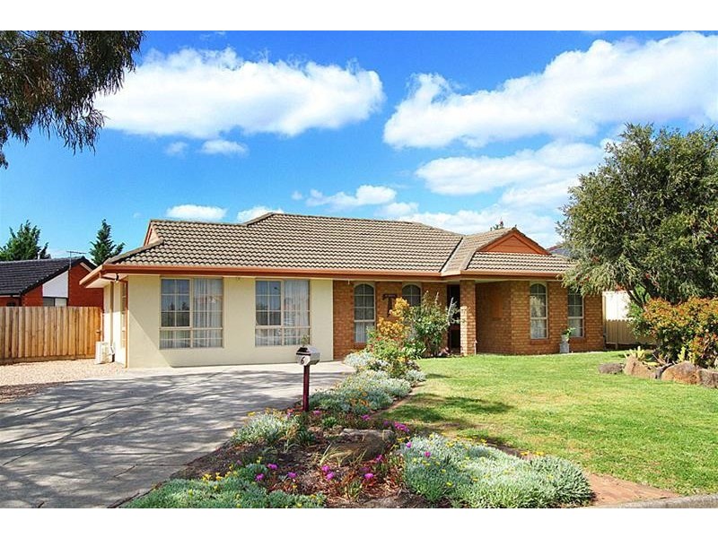6 Pilain Crescent, Keilor Downs VIC 3038