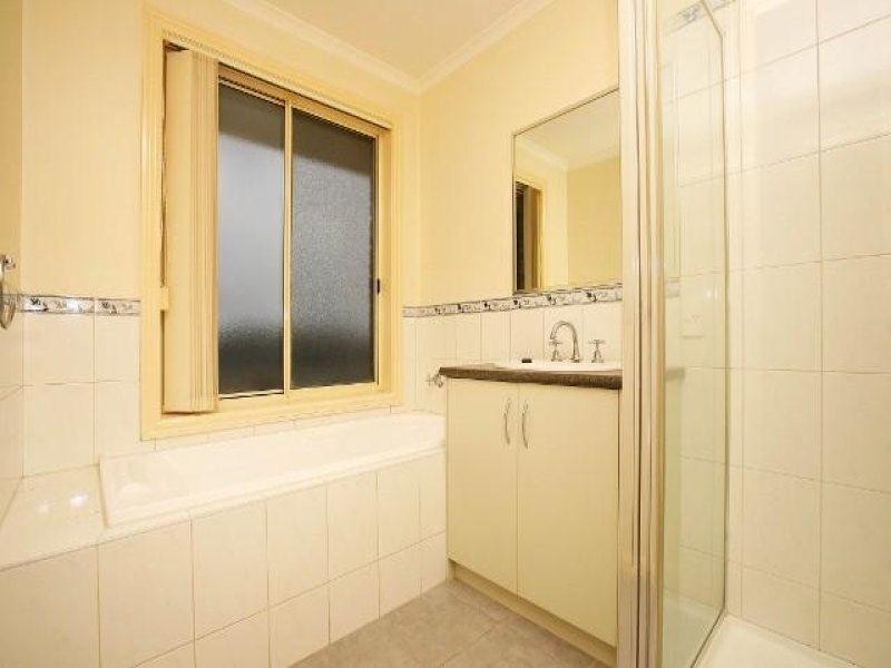 6/107-109 Pecks Road, Sydenham VIC 3037