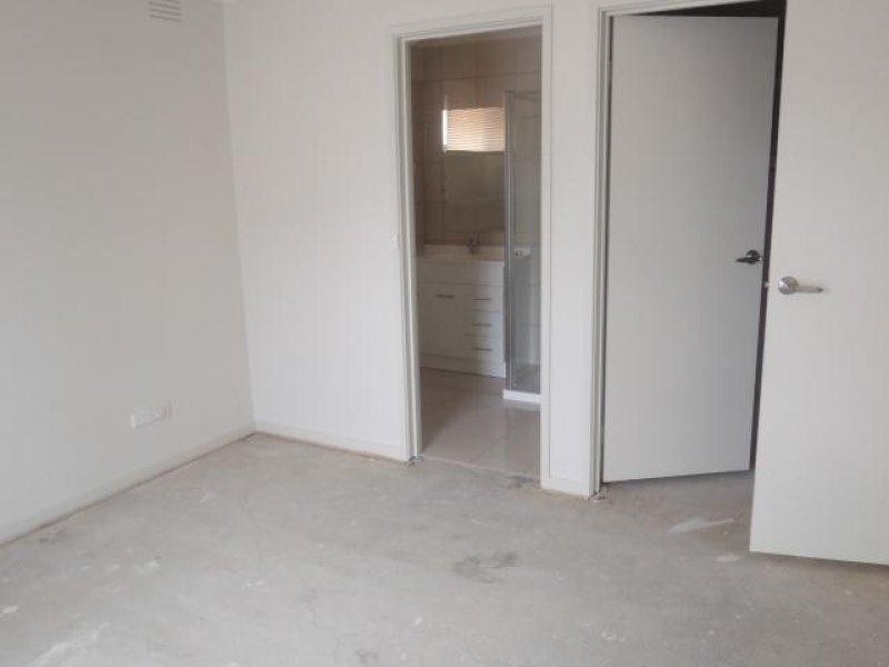 14 Tekapo Crescent, Taylors Lakes VIC 3038