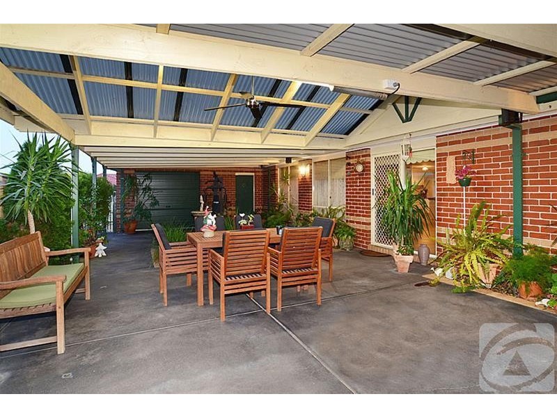 10 Erin Street, Hillside VIC 3037