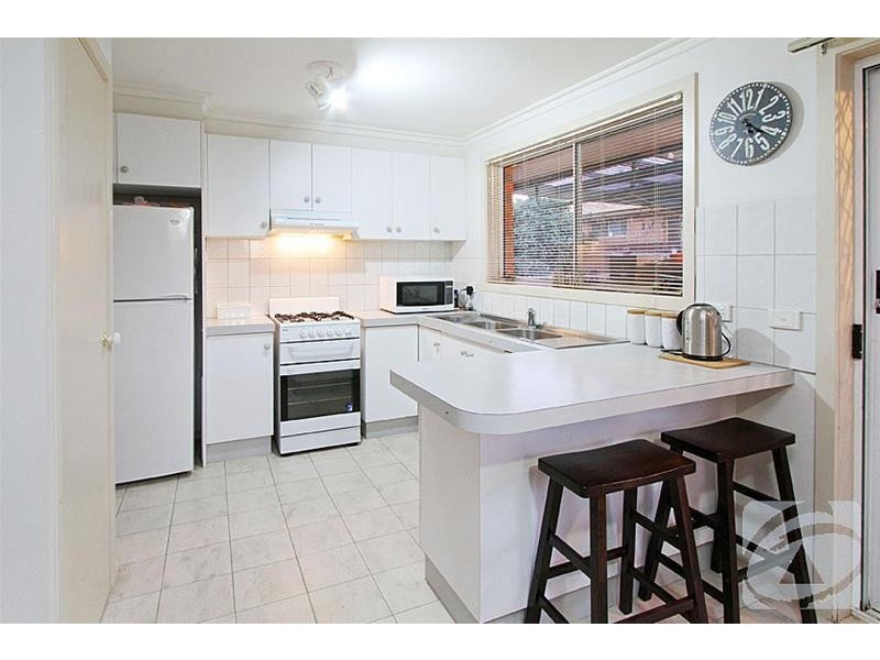 14 Meade Way, Sydenham VIC 3037