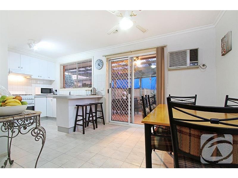 14 Meade Way, Sydenham VIC 3037