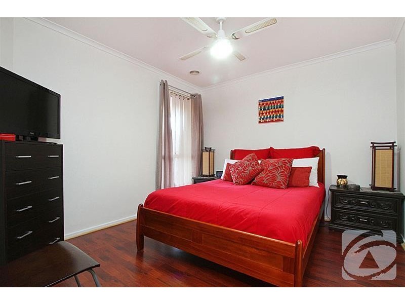 14 Meade Way, Sydenham VIC 3037