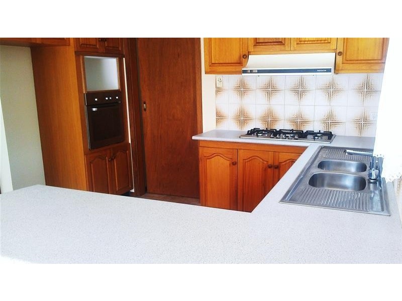 13 Pindari Avenue, Taylors Lakes VIC 3038