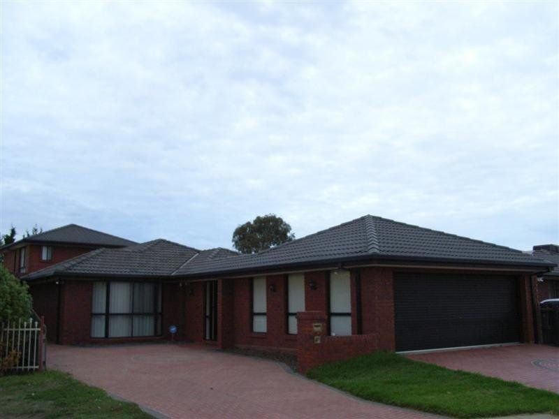 14 Hutzul Court, Delahey VIC 3037