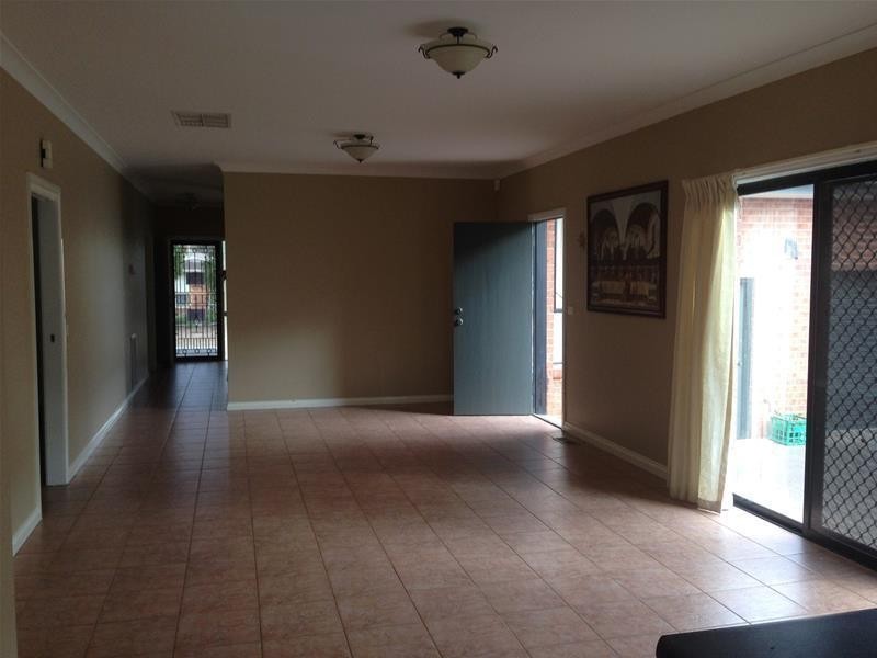 35 Hannah Avenue, Hillside VIC 3037