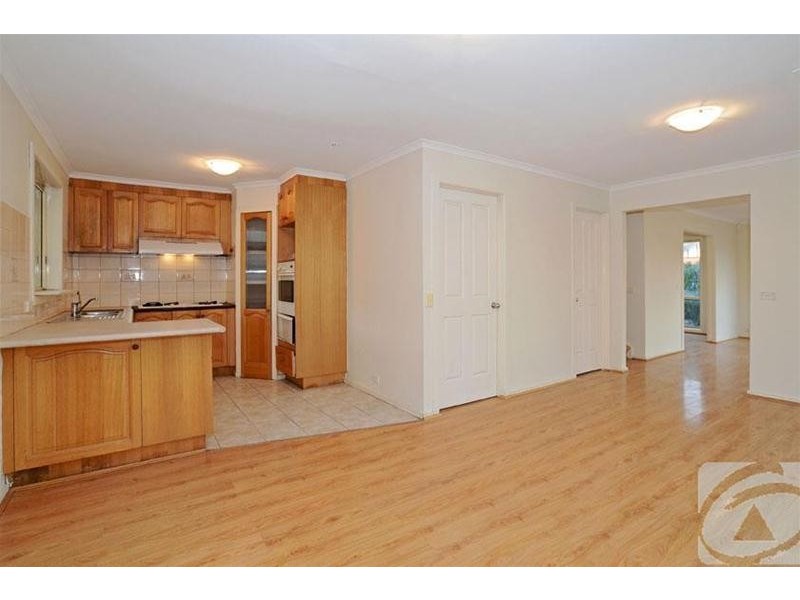 28 Cassinia Close, Delahey VIC 3037