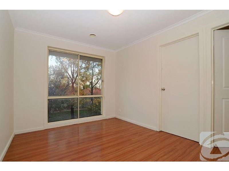 28 Cassinia Close, Delahey VIC 3037