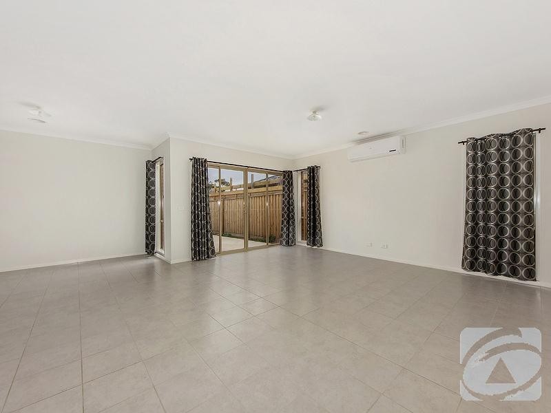 3 Keynes Circuit, Hillside VIC 3037