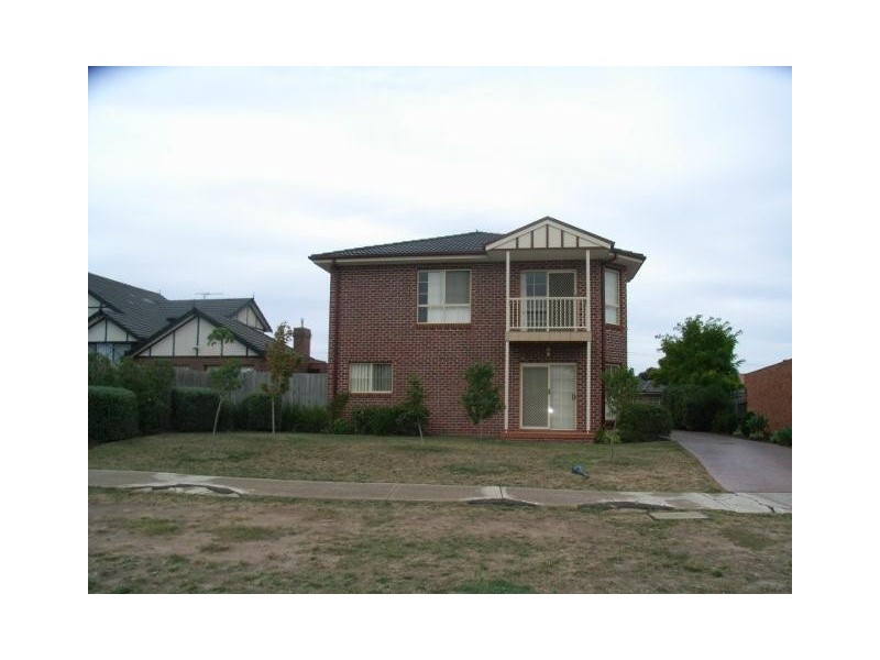 1/39 Nordic Avenue, Taylors Lakes VIC 3038