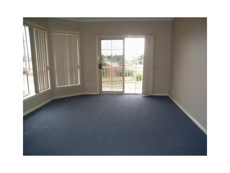 1/39 Nordic Avenue, Taylors Lakes VIC 3038