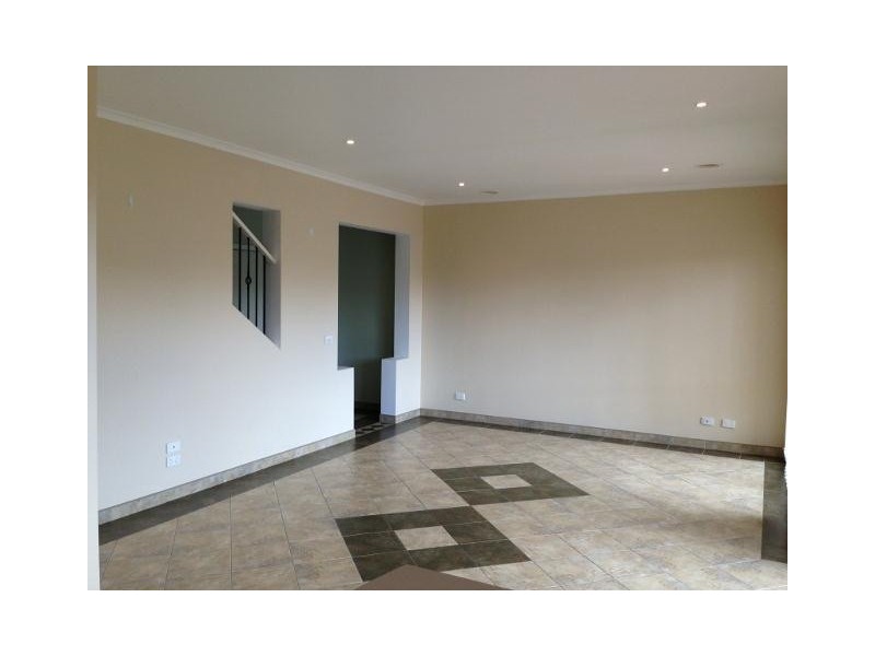 39 Durack Circuit, Taylors Hill VIC 3037