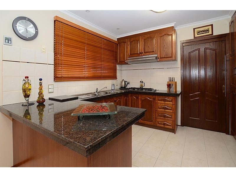 11 Alvina Street, Sunshine North VIC 3020