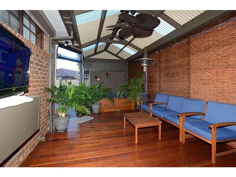 11 Alvina Street, Sunshine North VIC 3020