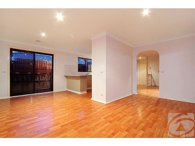 4 Wallace Street, Delahey VIC 3037