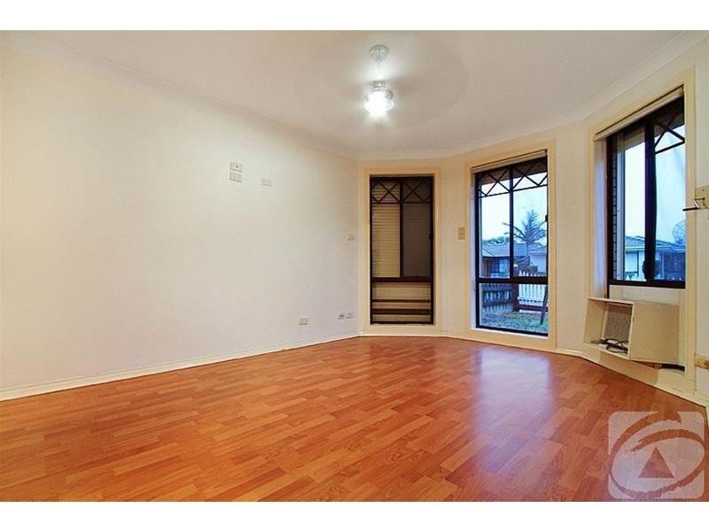 4 Wallace Street, Delahey VIC 3037