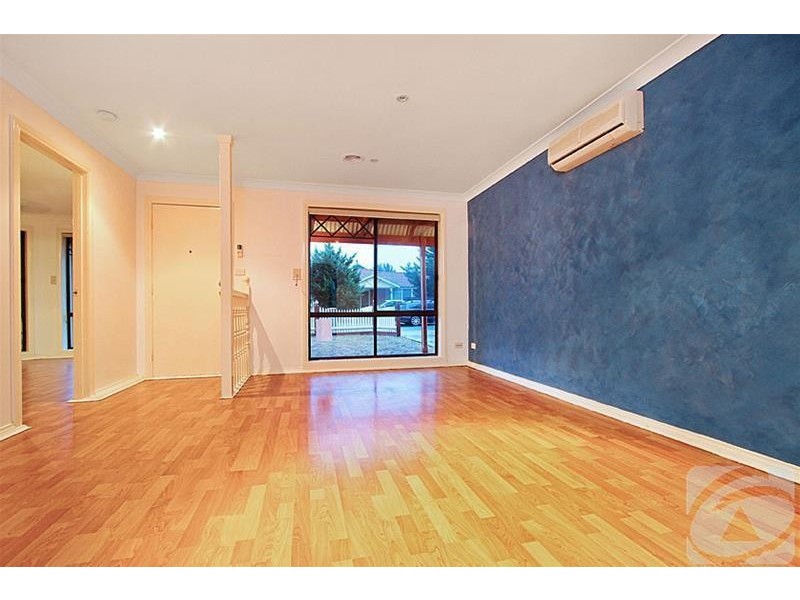 4 Wallace Street, Delahey VIC 3037