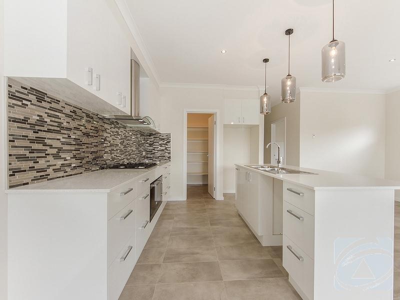 30A Pindari Avenue, Taylors Lakes VIC 3038