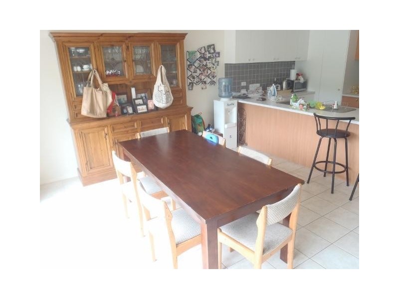 11 Wentworth Dve, Taylors Lakes VIC 3038