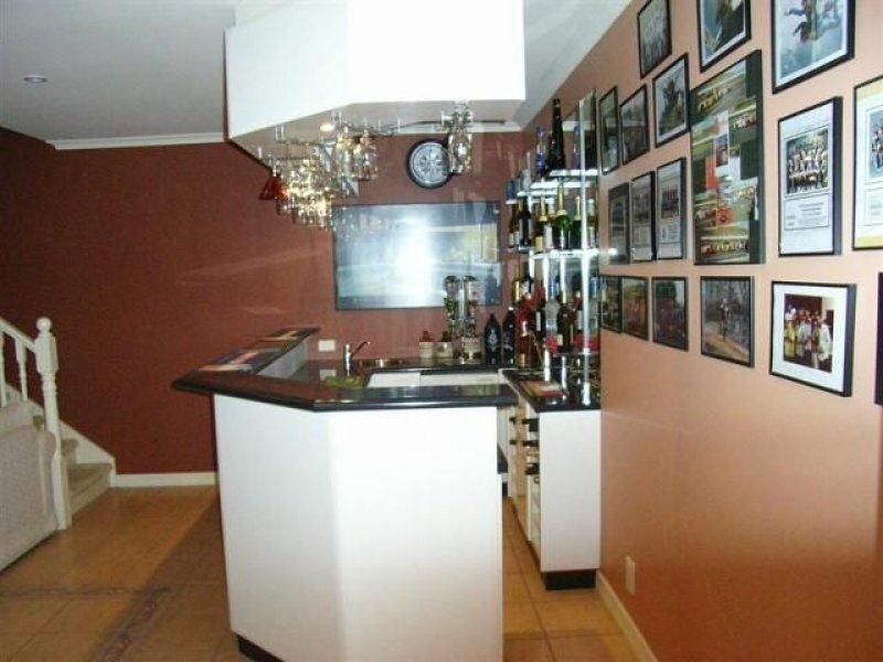 14 Hutzul Court, Delahey VIC 3037