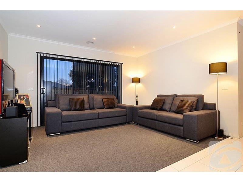 1 Springview Boulevard, Taylors Hill VIC 3037