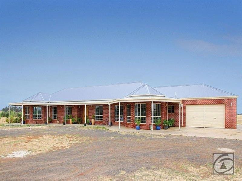 173-177 Deanside Drive, Rockbank VIC 3335