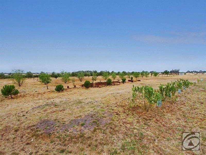 173-177 Deanside Drive, Rockbank VIC 3335